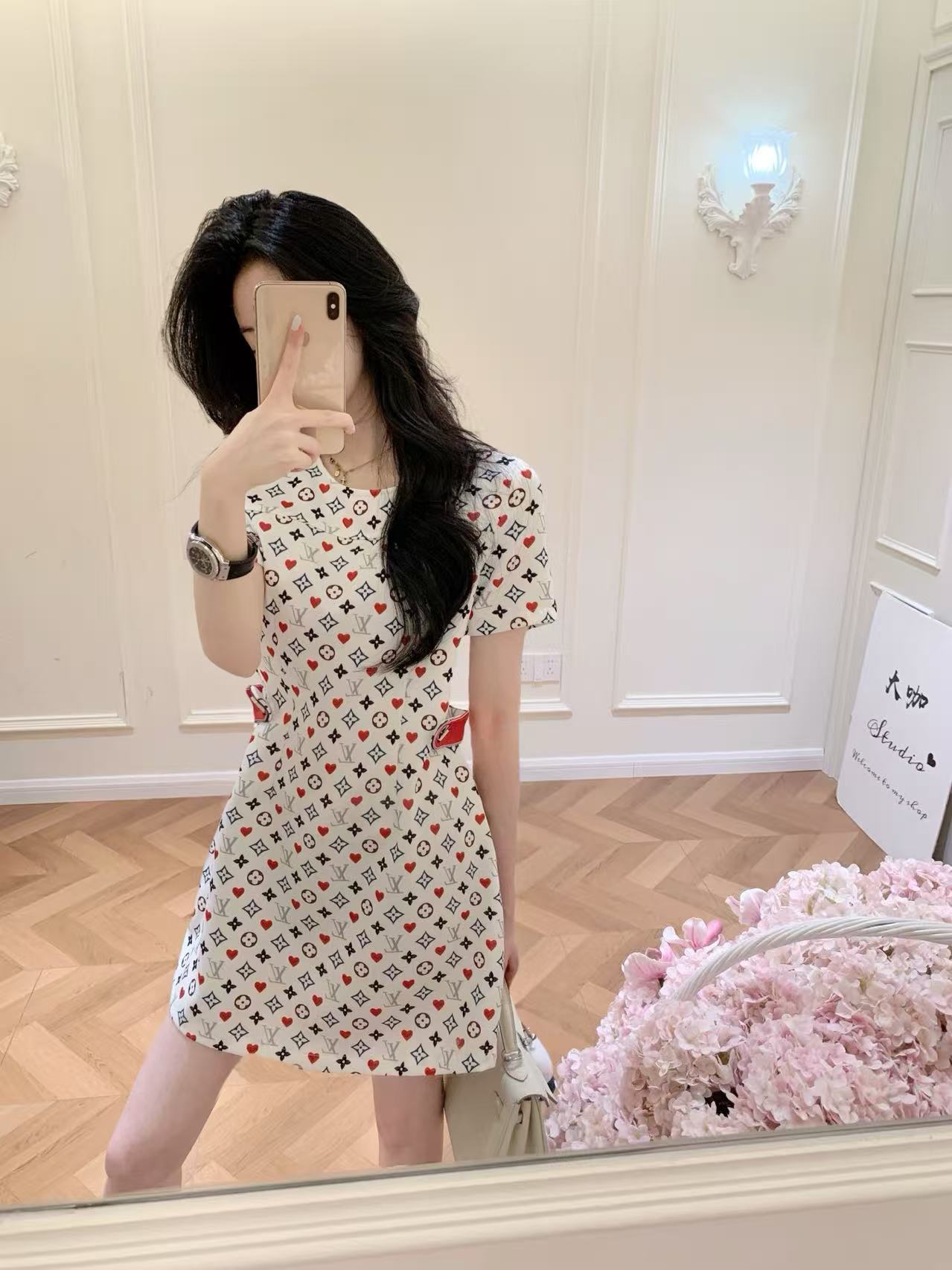 LV Vintage Heart Monogram Short-Sleeve Dress