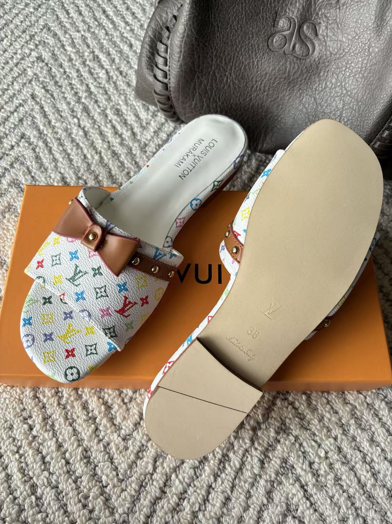 LV Monogram Bow Slip-On Slippers