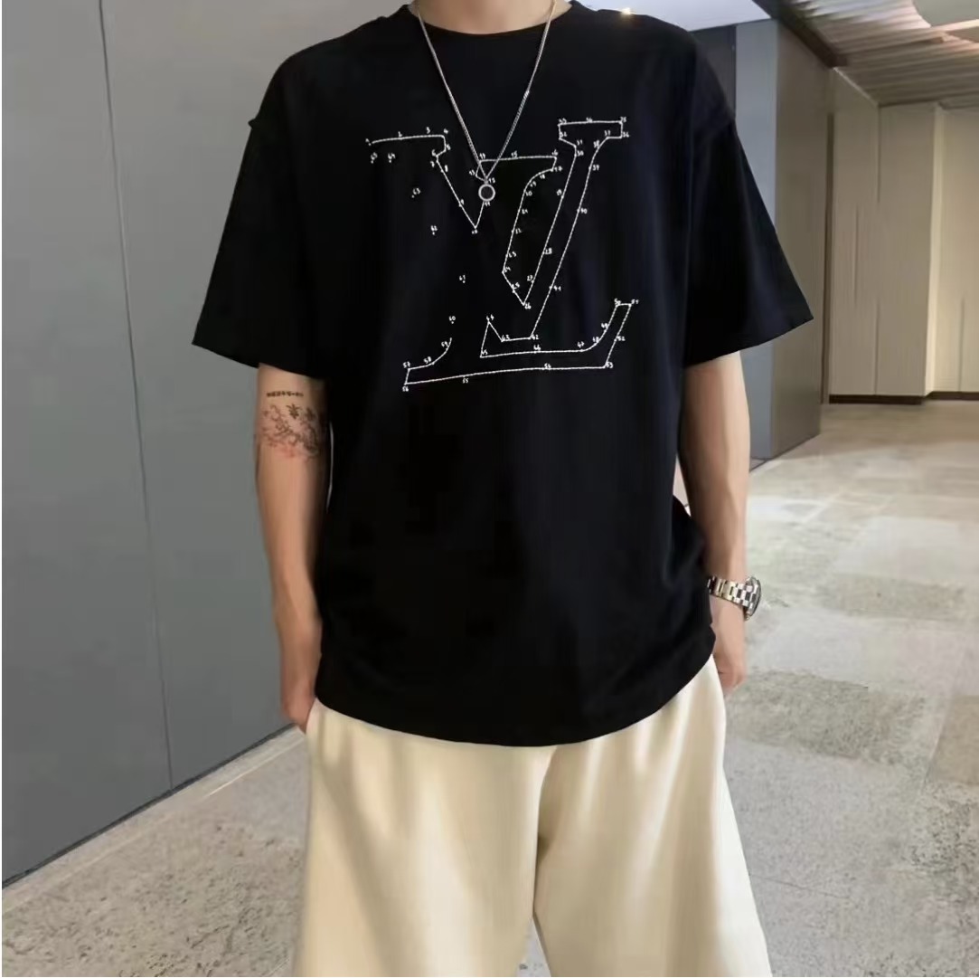 LV Night Star - Trail Embroidered Trendy T - Shirt.