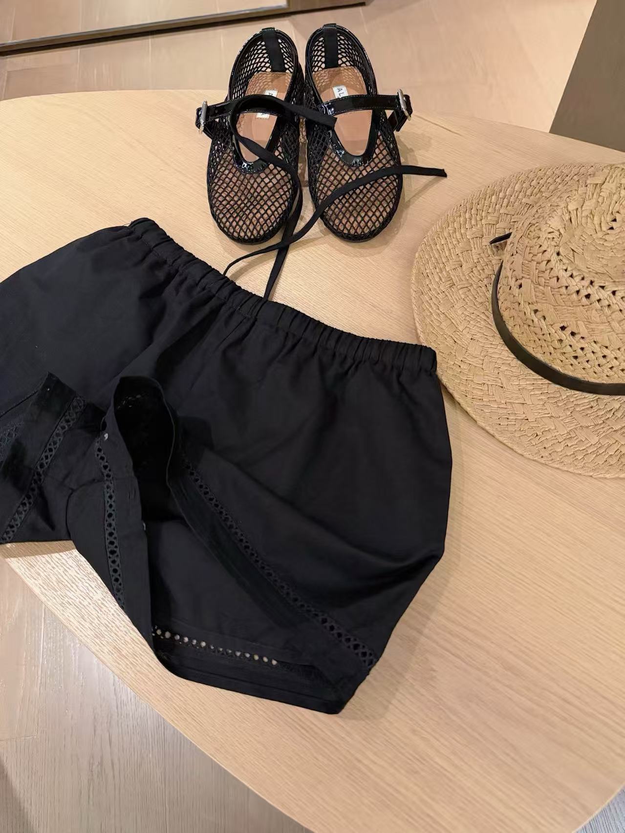 CC Drawstring Double-C Embroidered High-Waist Casual Shorts