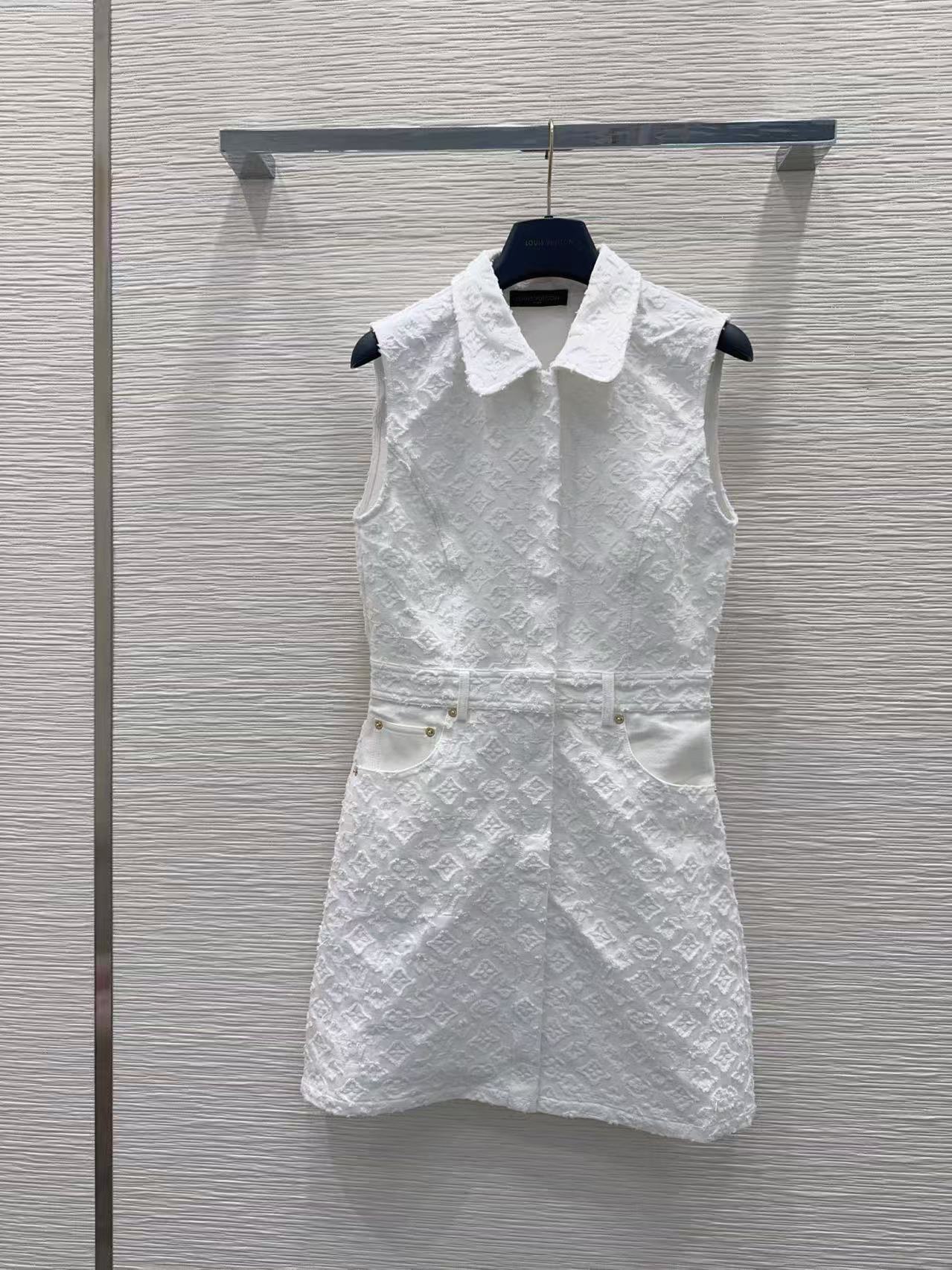 LV Monogram Collar Sleeveless Dress