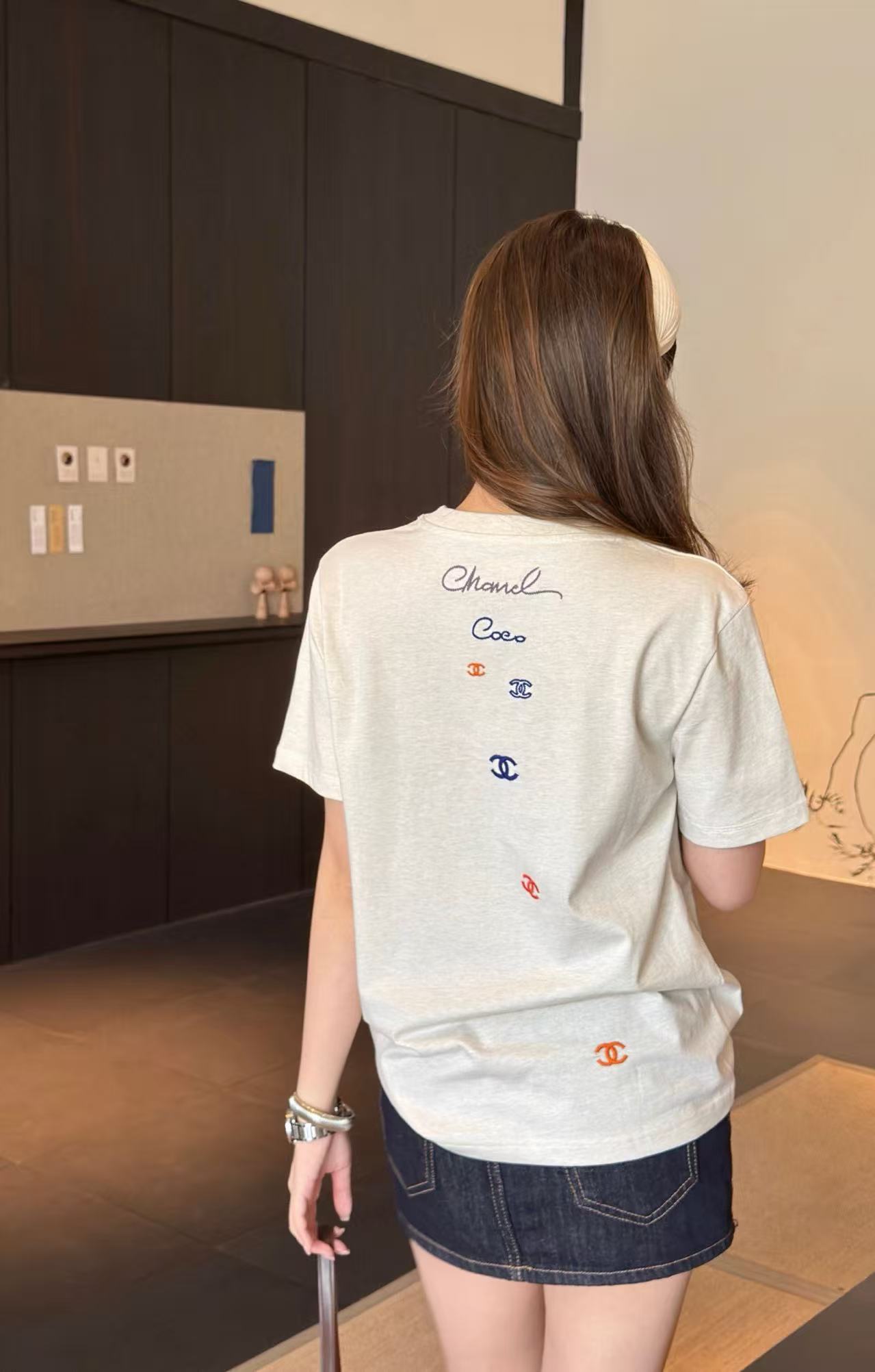 CC Double-C Logo Embroidered Round-Neck Short-Sleeve T-Shirt