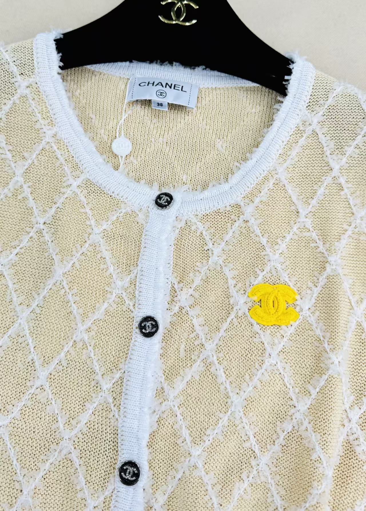 Cha*26 New Knitted Cardigan Vest
