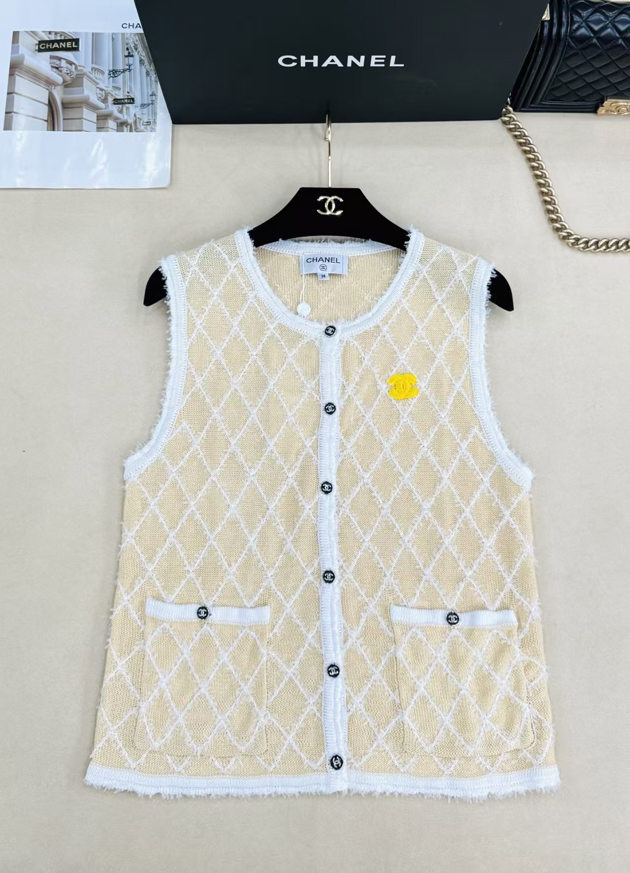 Cha*26 New Knitted Cardigan Vest