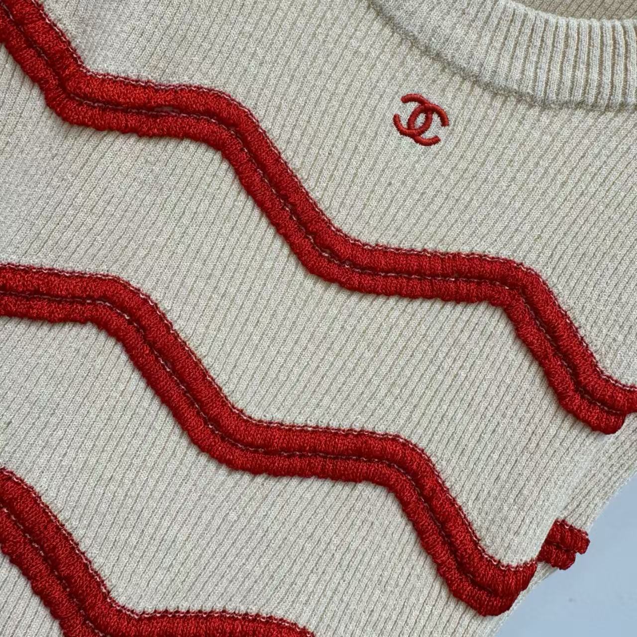 Cha Wave Stripe Knit Vest