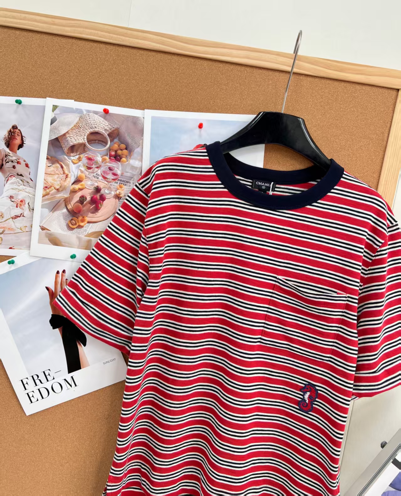 Cha Limited Edition Seahorse Embroidery Striped Short Sleeve T-shirt