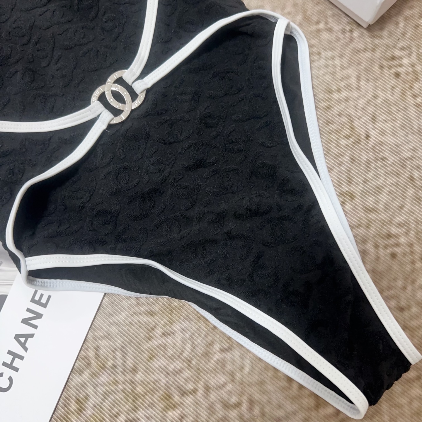 Cha One-piece Swimsuit