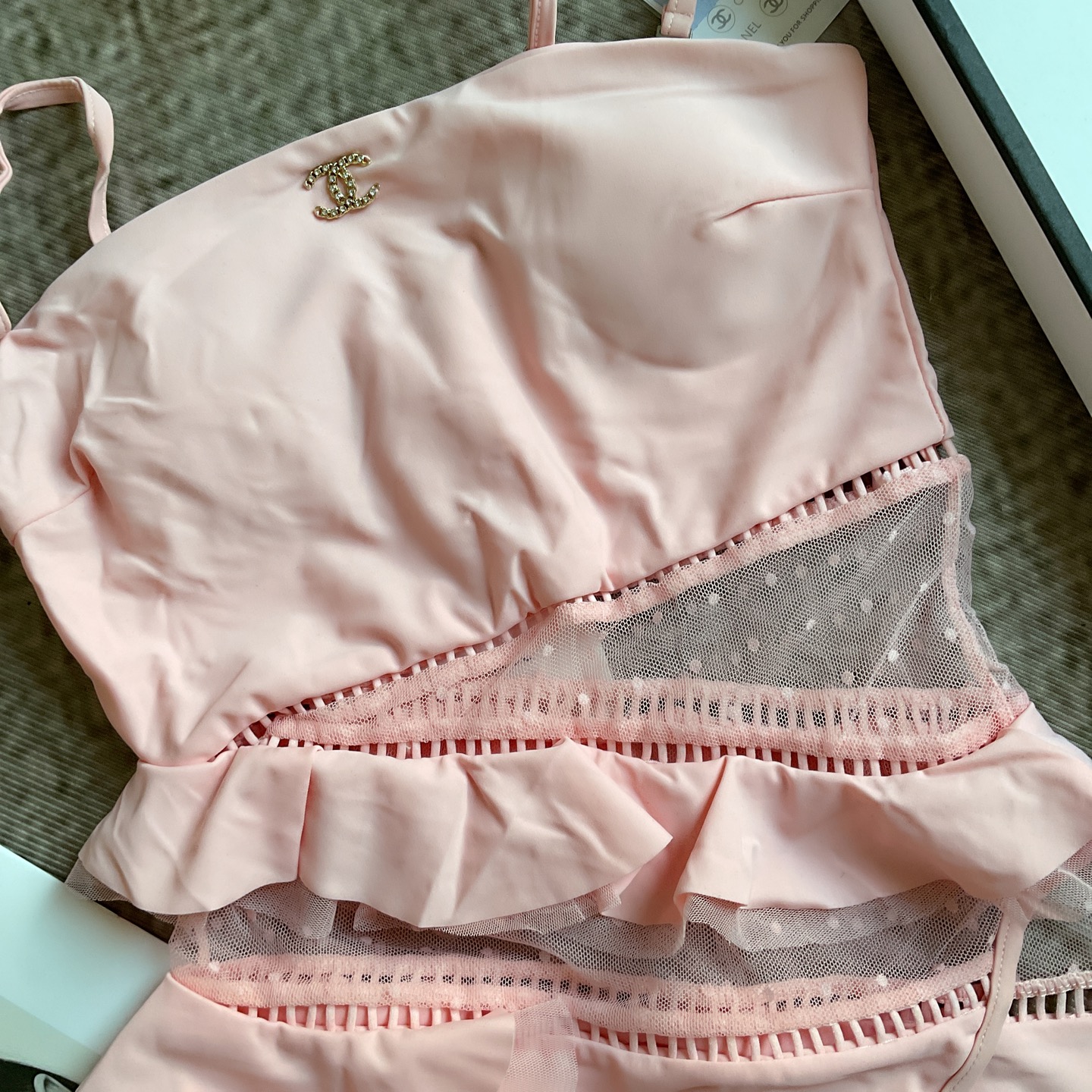 Cha cherry blossom pink mesh ruffle edge one-piece swimsuit
