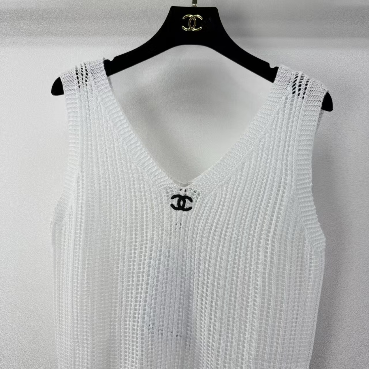 Cha Hollow-knit vest