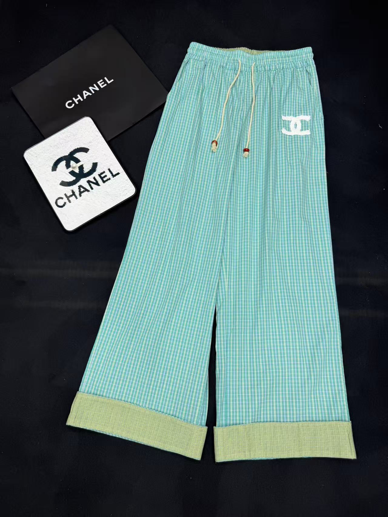Cha new green plaid wide-leg pants