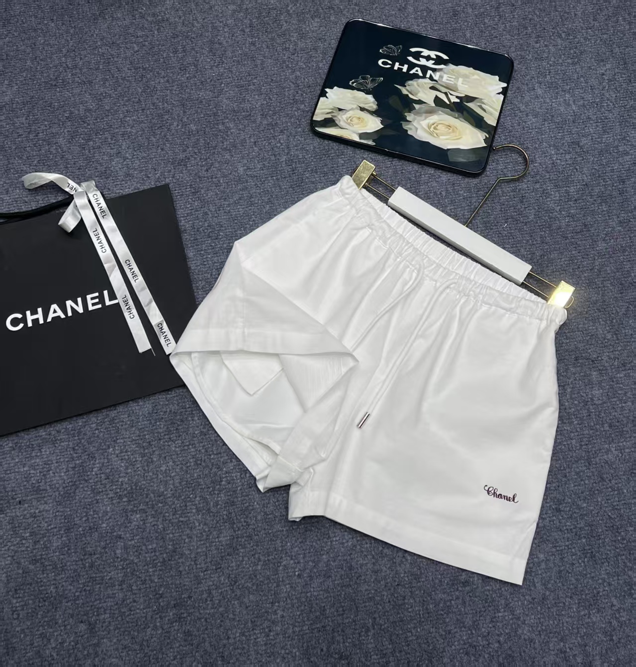 Cha  Embroidered Linen Shorts