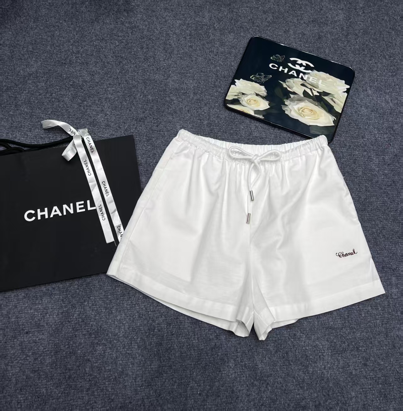 Cha  Embroidered Linen Shorts