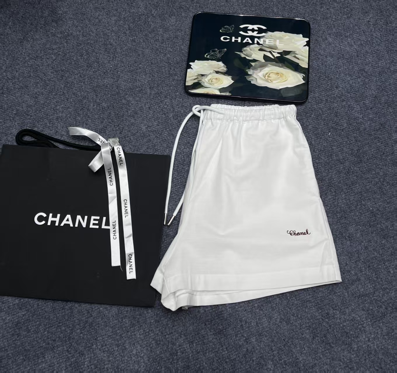 Cha  Embroidered Linen Shorts