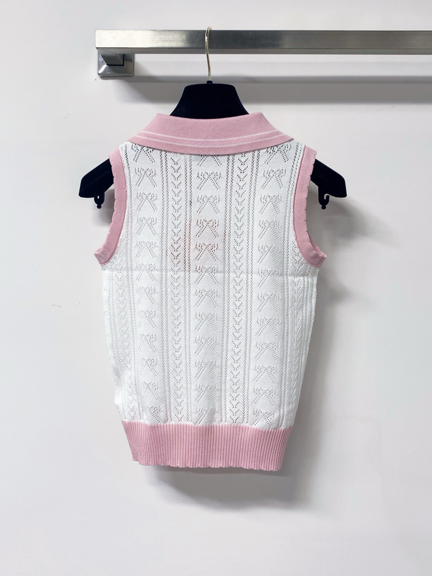 Mi Stylish color-block collar knit vest