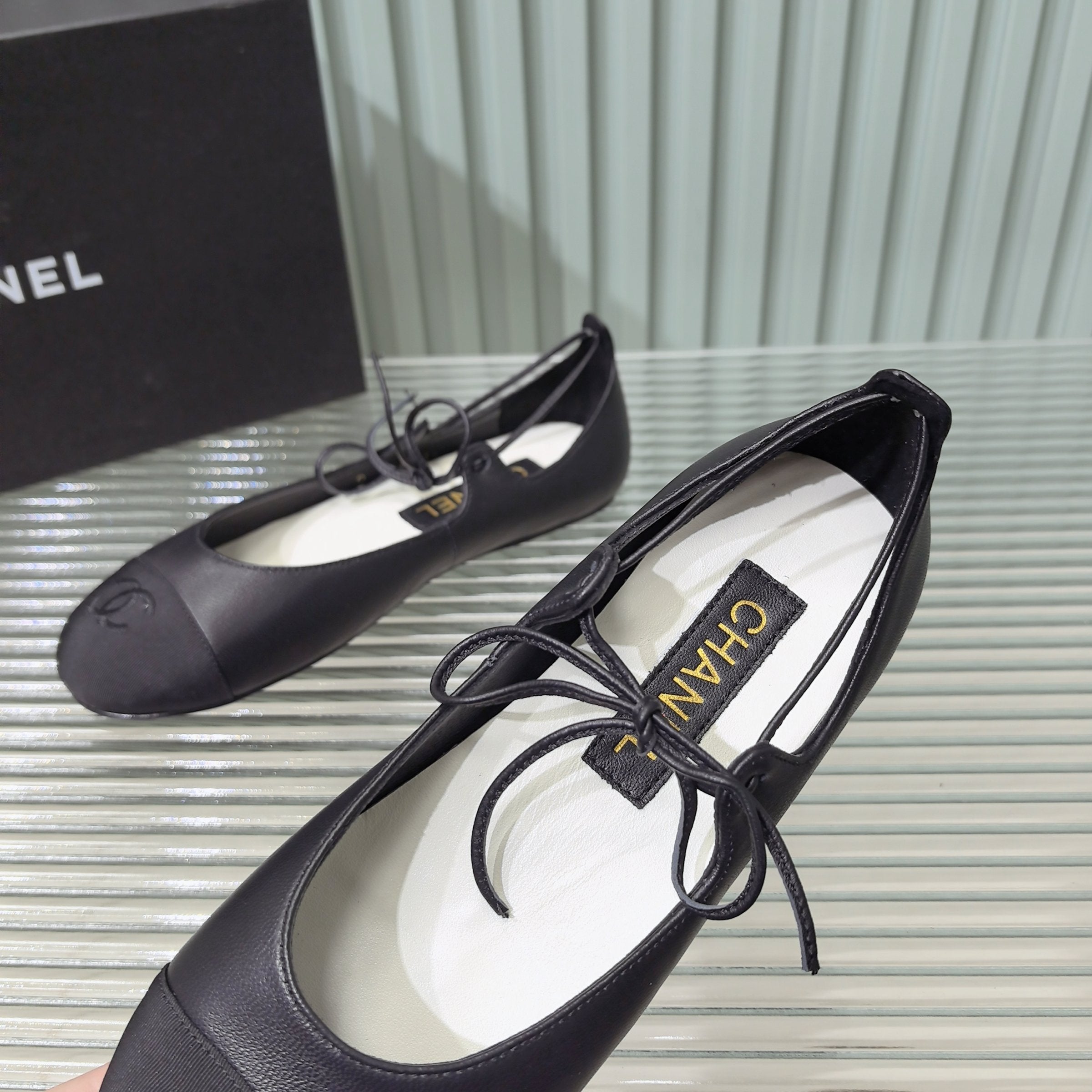 cha 26 Sheepskin lace-up dancing shoes