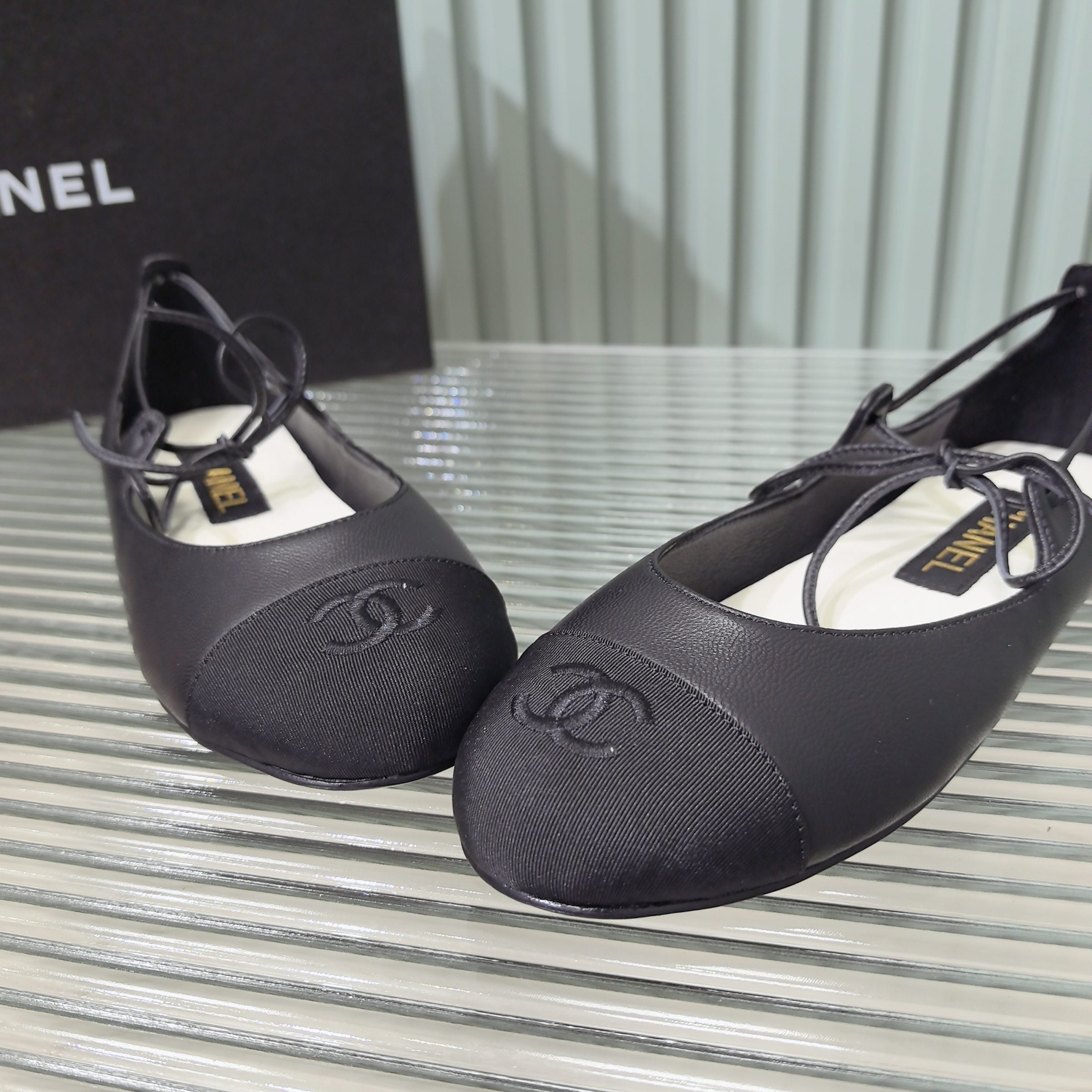 cha 26 Sheepskin lace-up dancing shoes