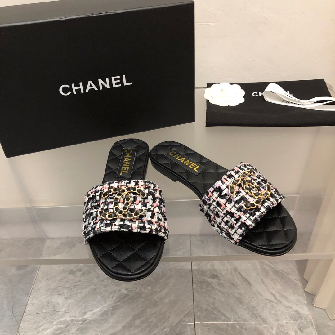 Di 26 mond chain buckle slippers
