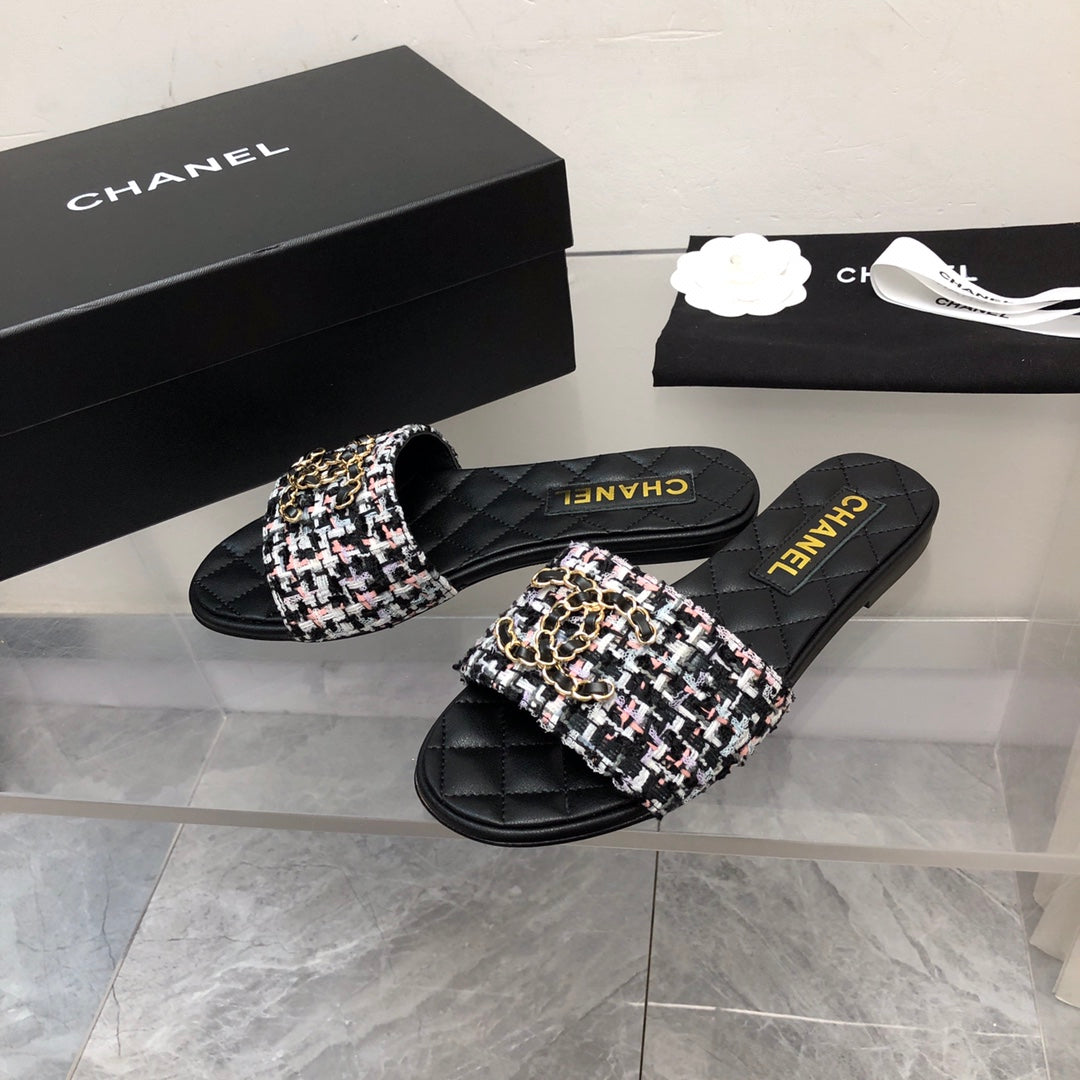 Di 26 mond chain buckle slippers