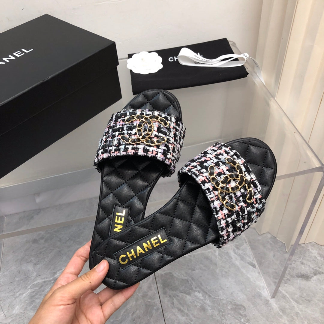 Di 26 mond chain buckle slippers
