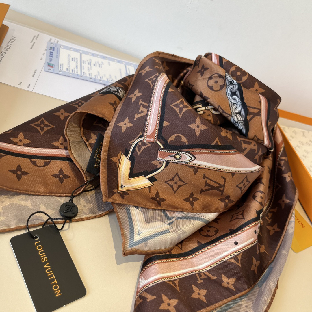 Louis Vuit 90x90cm Twill Silk Square Scarf