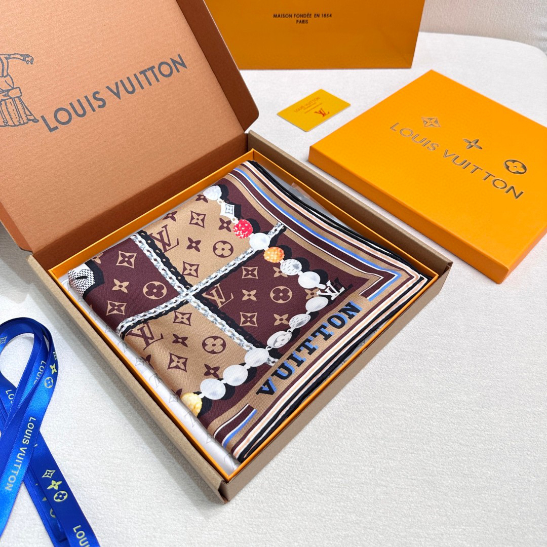 Louis Vuit 90x90cm Mulberry Silk Square Scarf