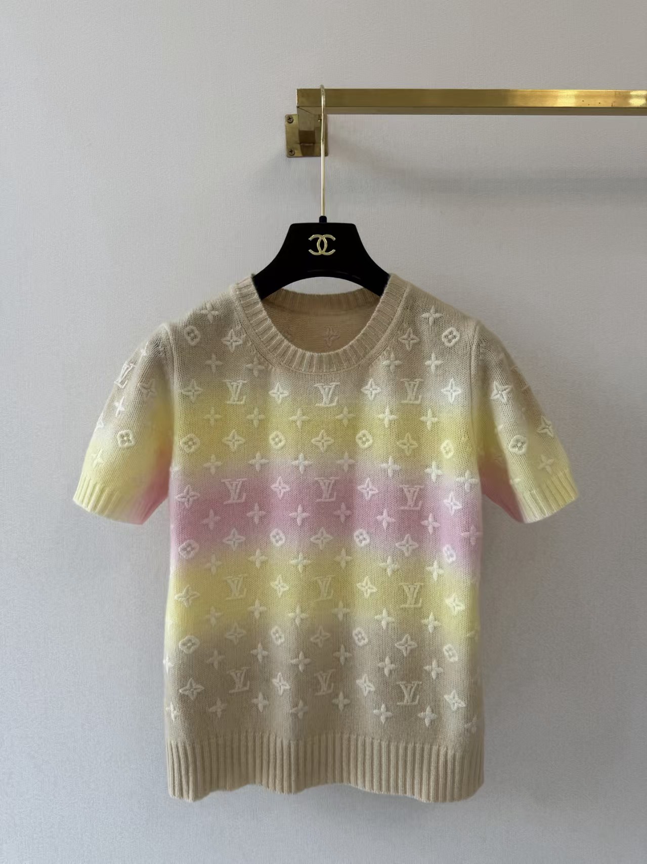 LO Louis 26 Spring/Summer new arrival gradient knittedshort sleeve