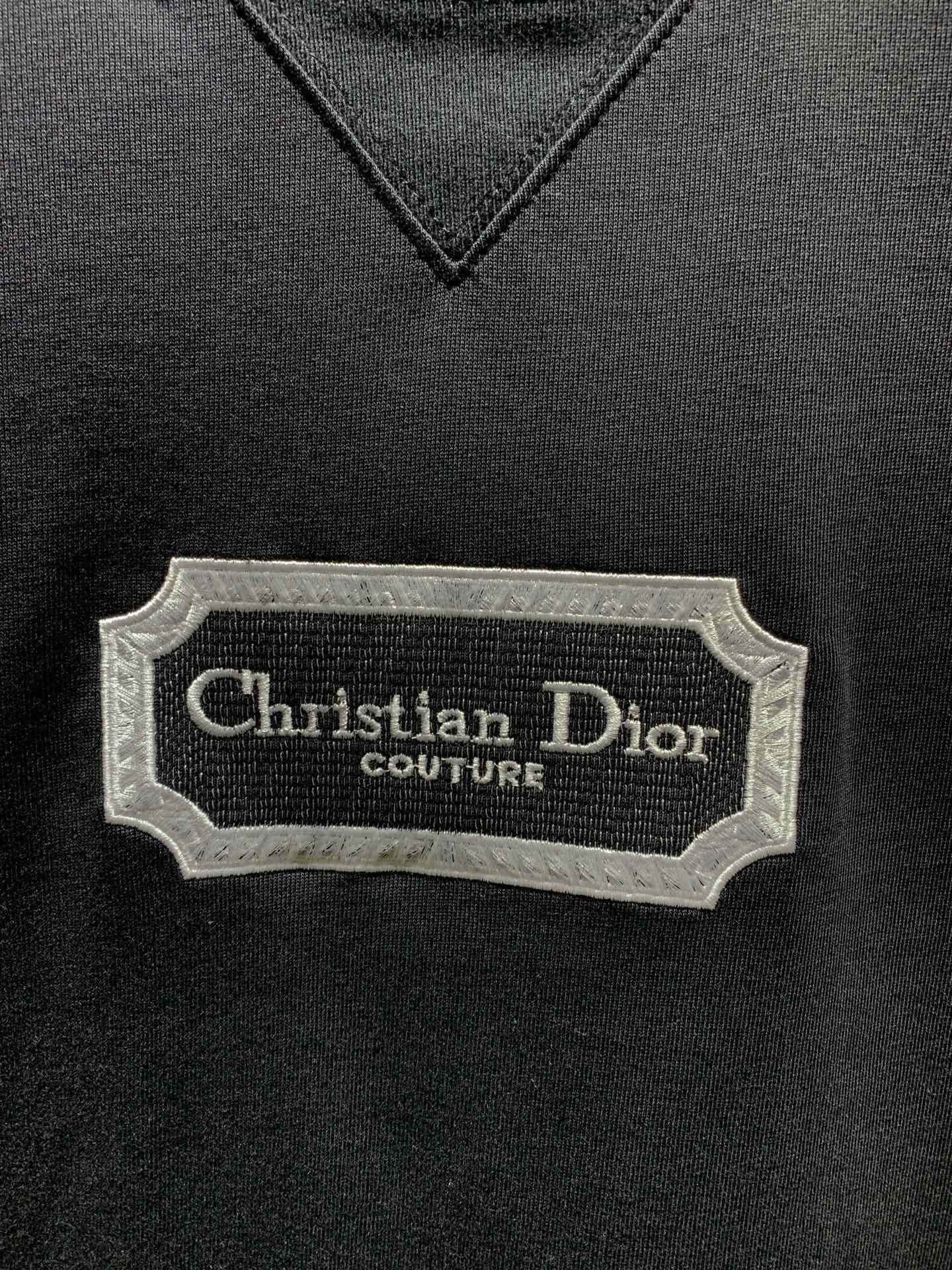 DIA Blade Short Sleeve T-Shirt