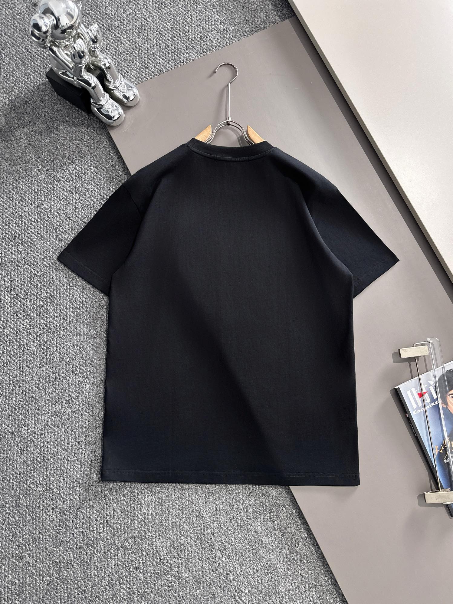 LEW short-sleeved shirt