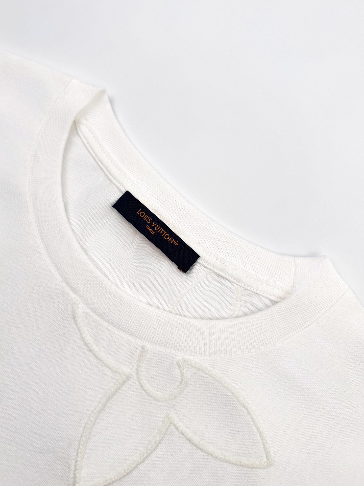 1V 25SS Dark floral logo T-shirt