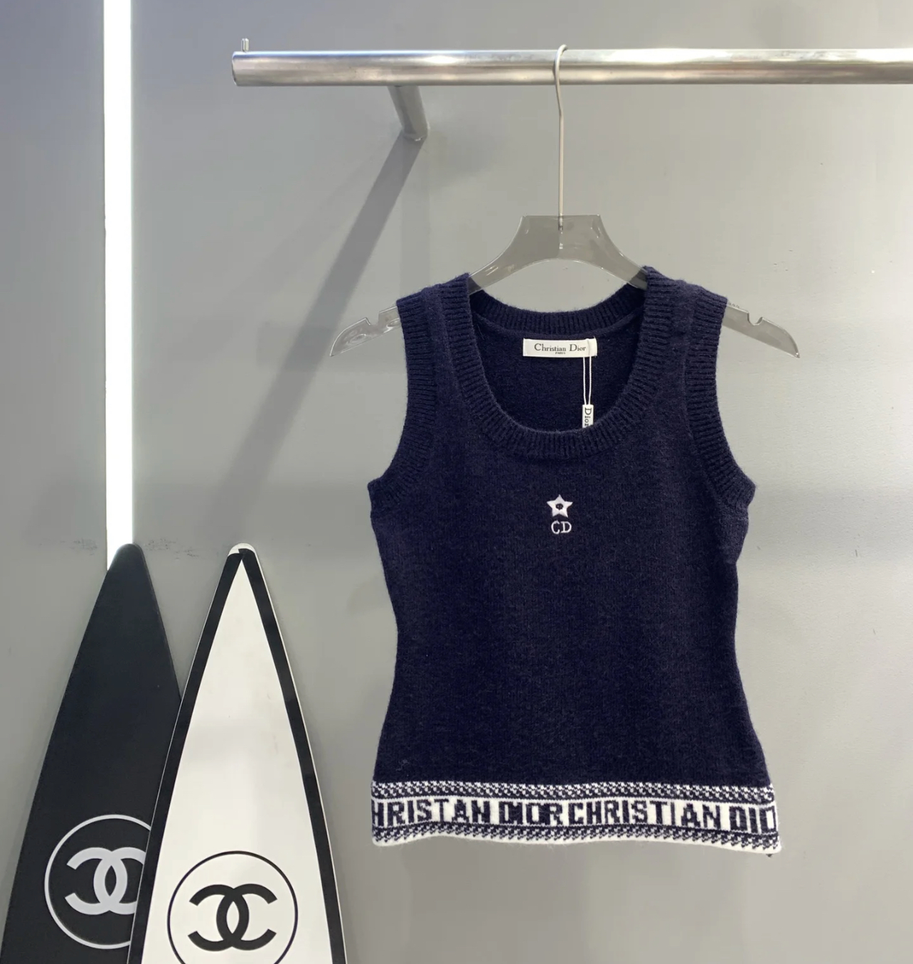 DD Lace letter knitted vest