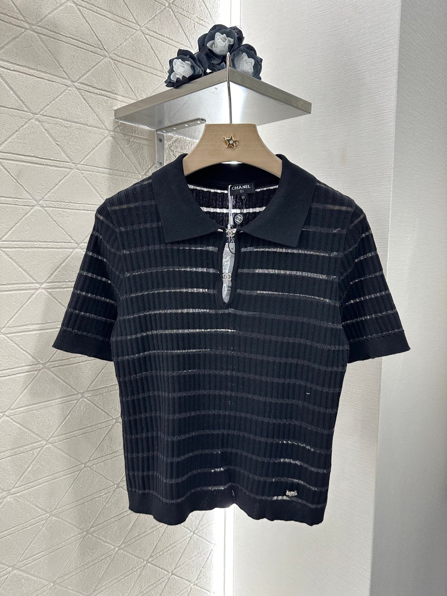 CHAN 25SS Hollow striped knitted short sleeved shirt
