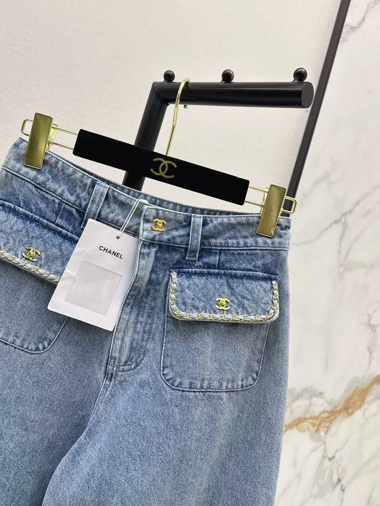 cha 26 Light Wash Chain Trim Wide Leg Denim Pants