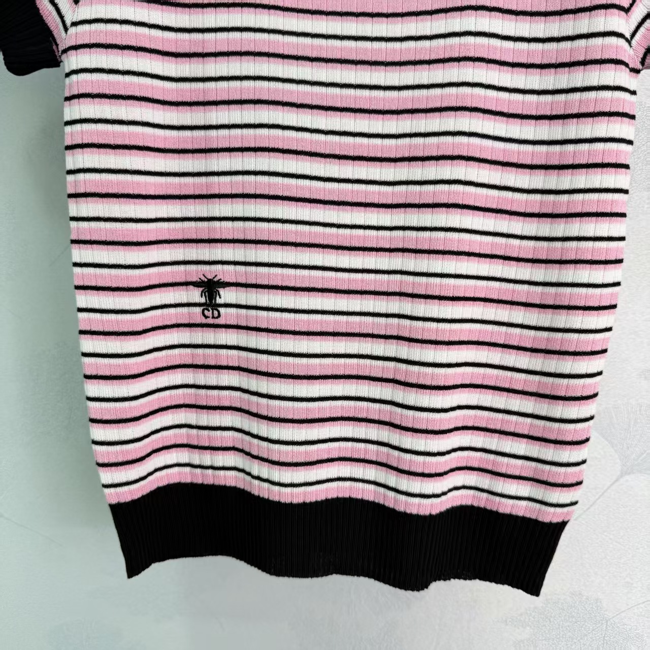 Di*26 New Spring/Summer color-block striped shortsleeve top