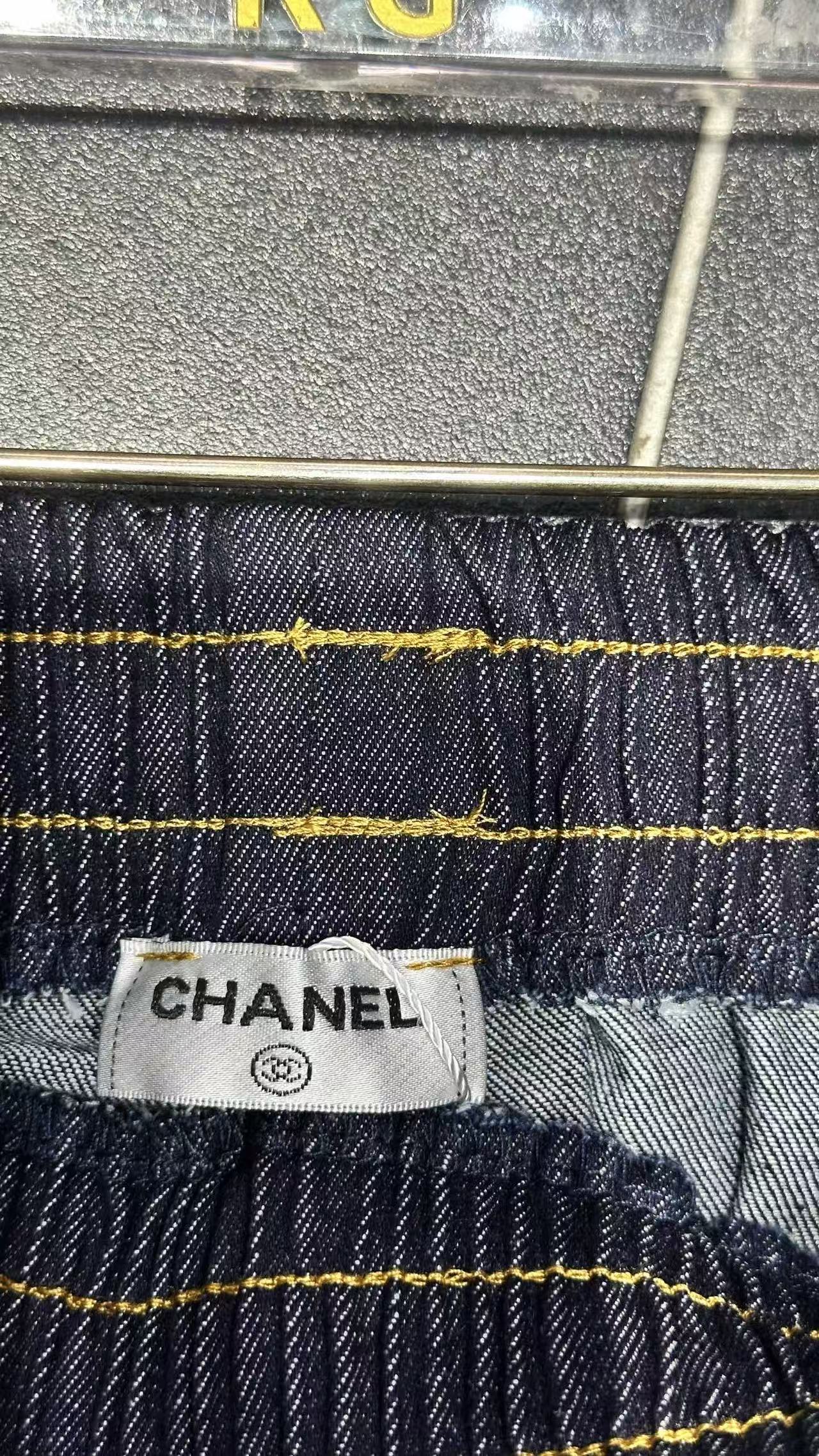 Cha 26 Dark Blue Elastic Waist Loose Denim Trousers