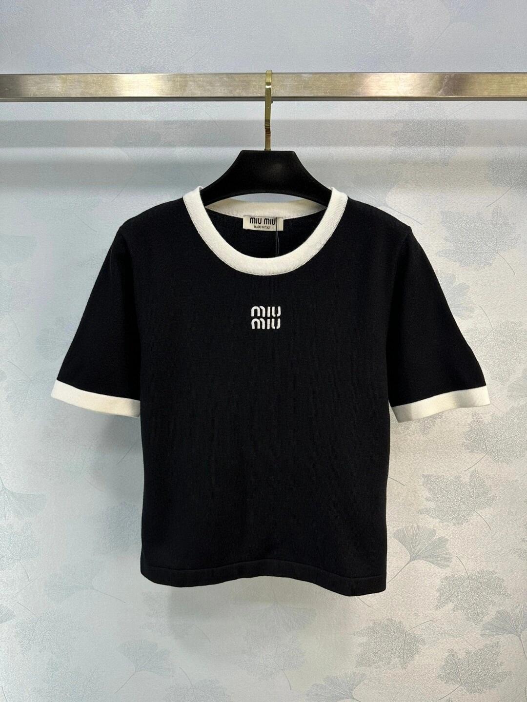 M Series Classic color short sleeves