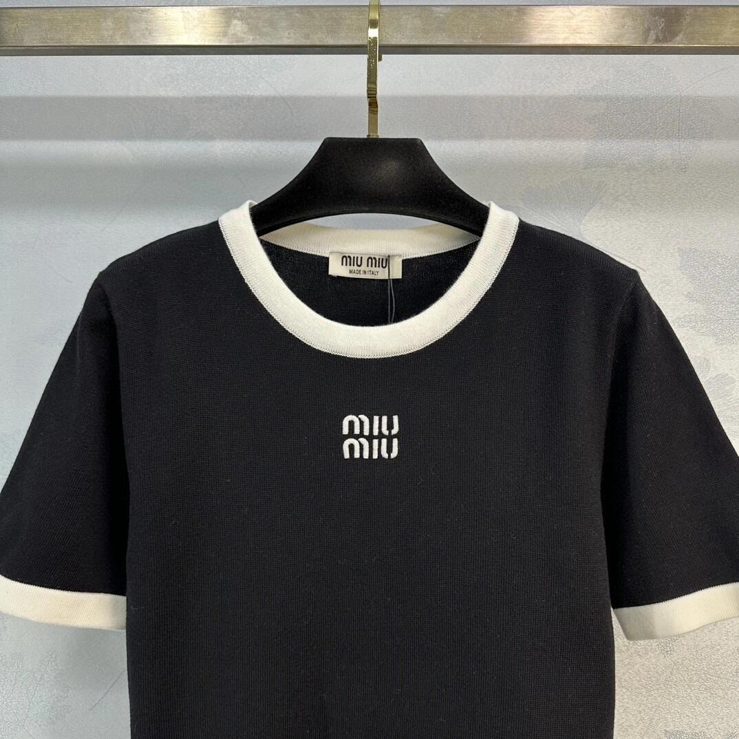 M Series Classic color short sleeves