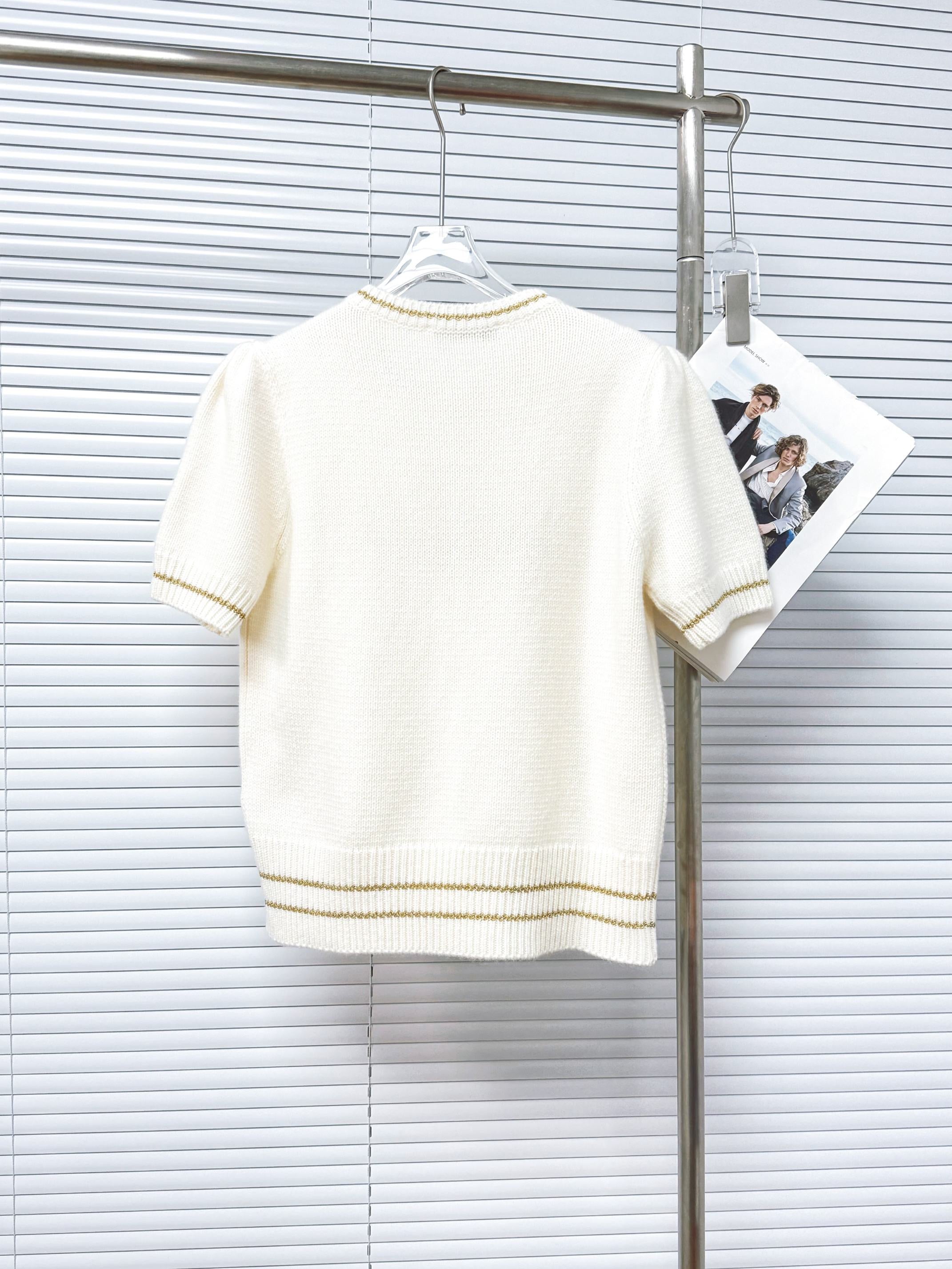 Di 26 Five-pointed star knitted short sleeves