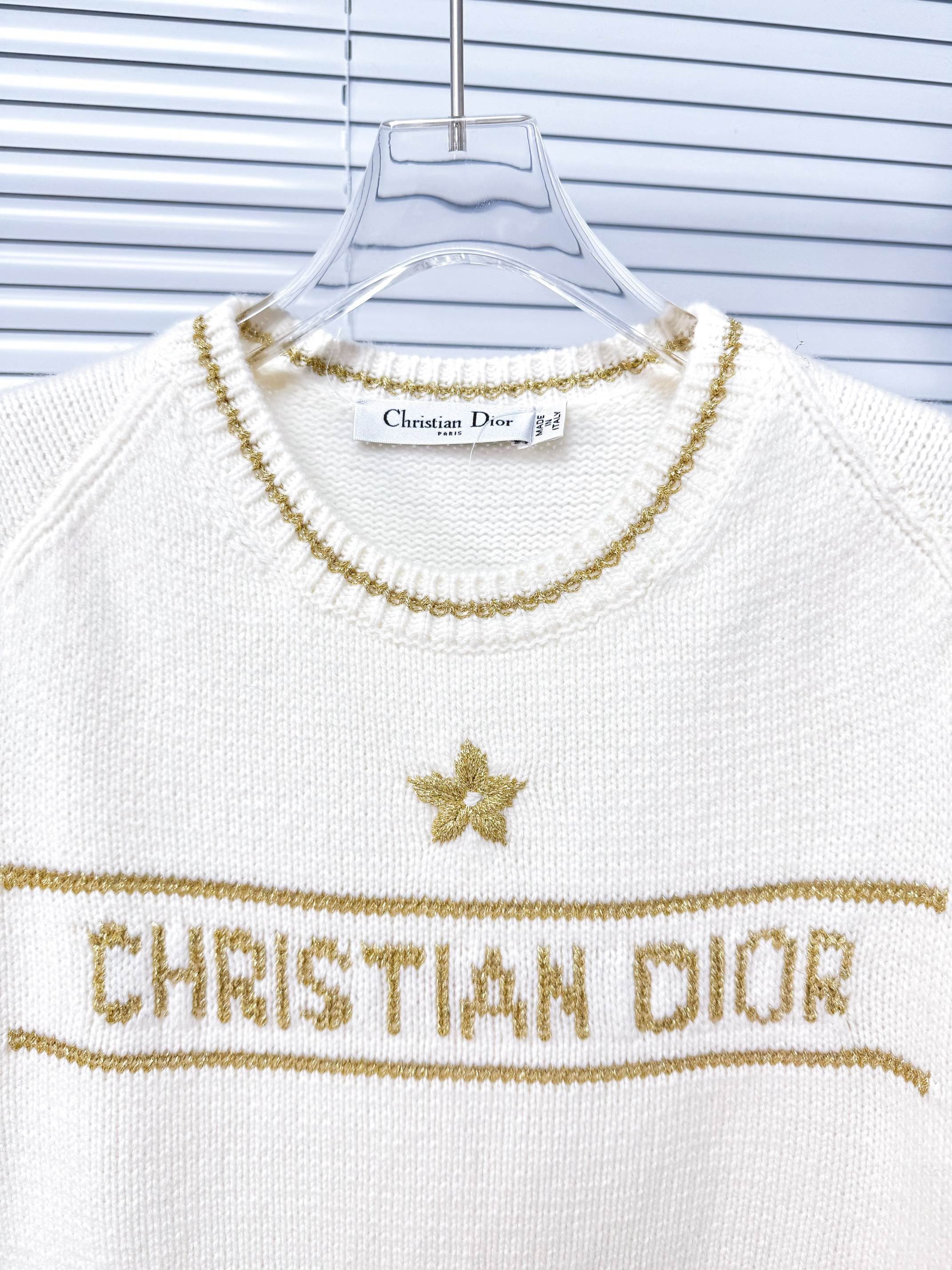 Di 26 Five-pointed star knitted short sleeves