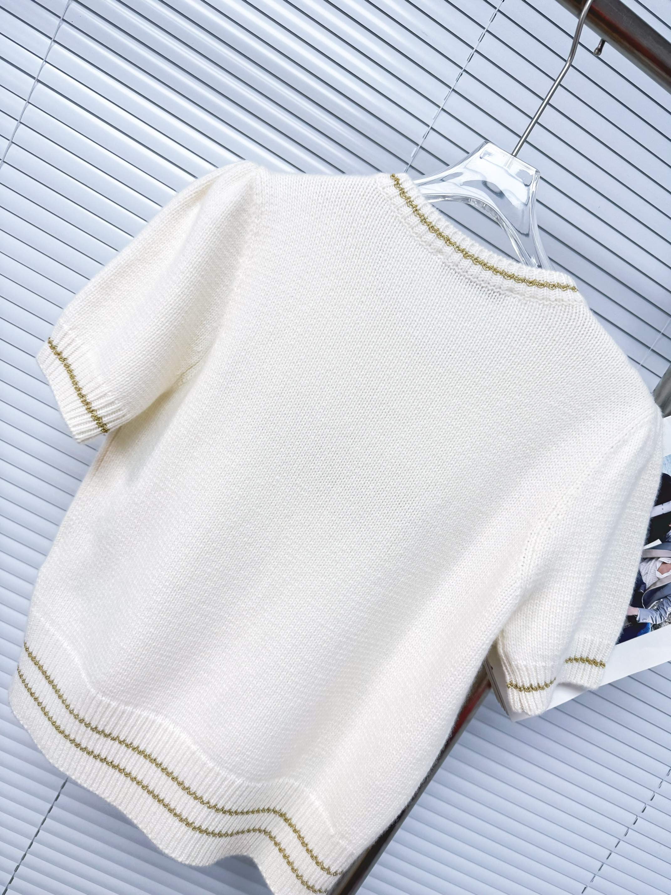 Di 26 Five-pointed star knitted short sleeves