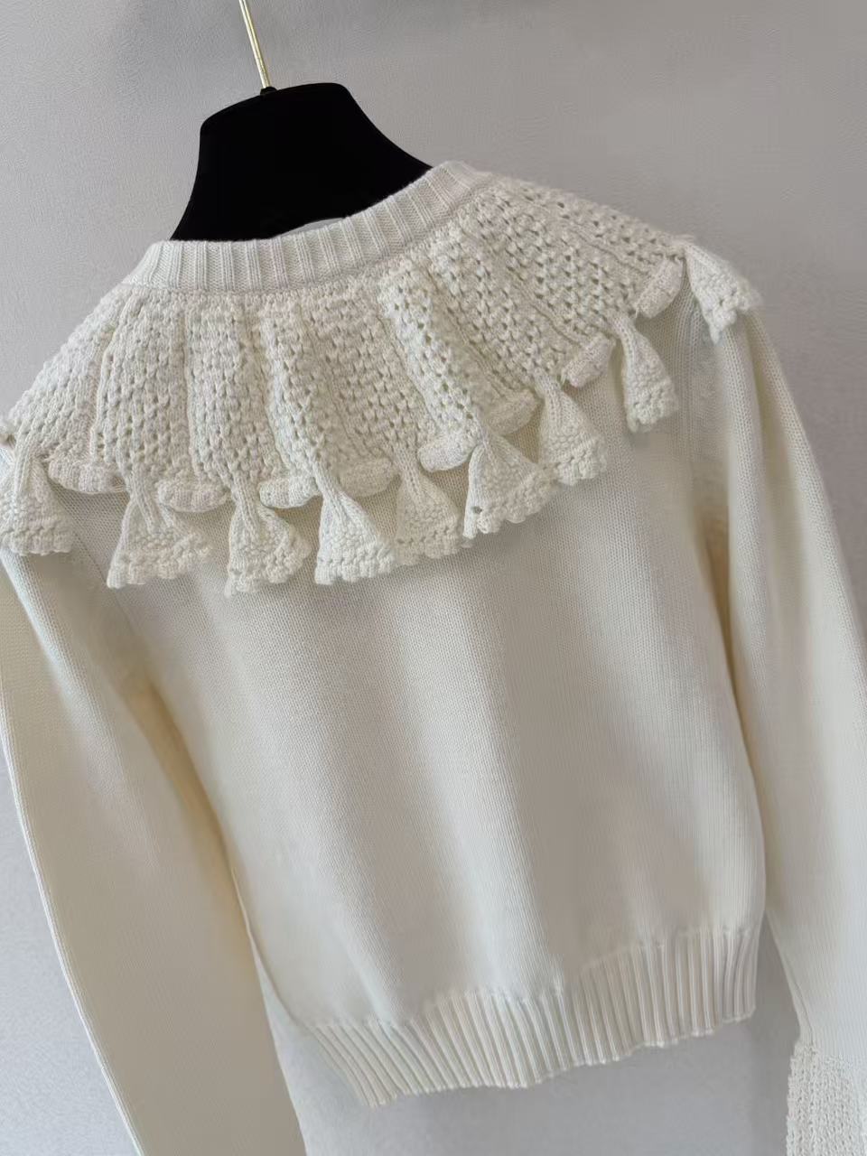 LO 26 Sweet Girly Cropped Knit Jacket Fringe Tassel Decor Round Neck Long Sleeve Outerwear