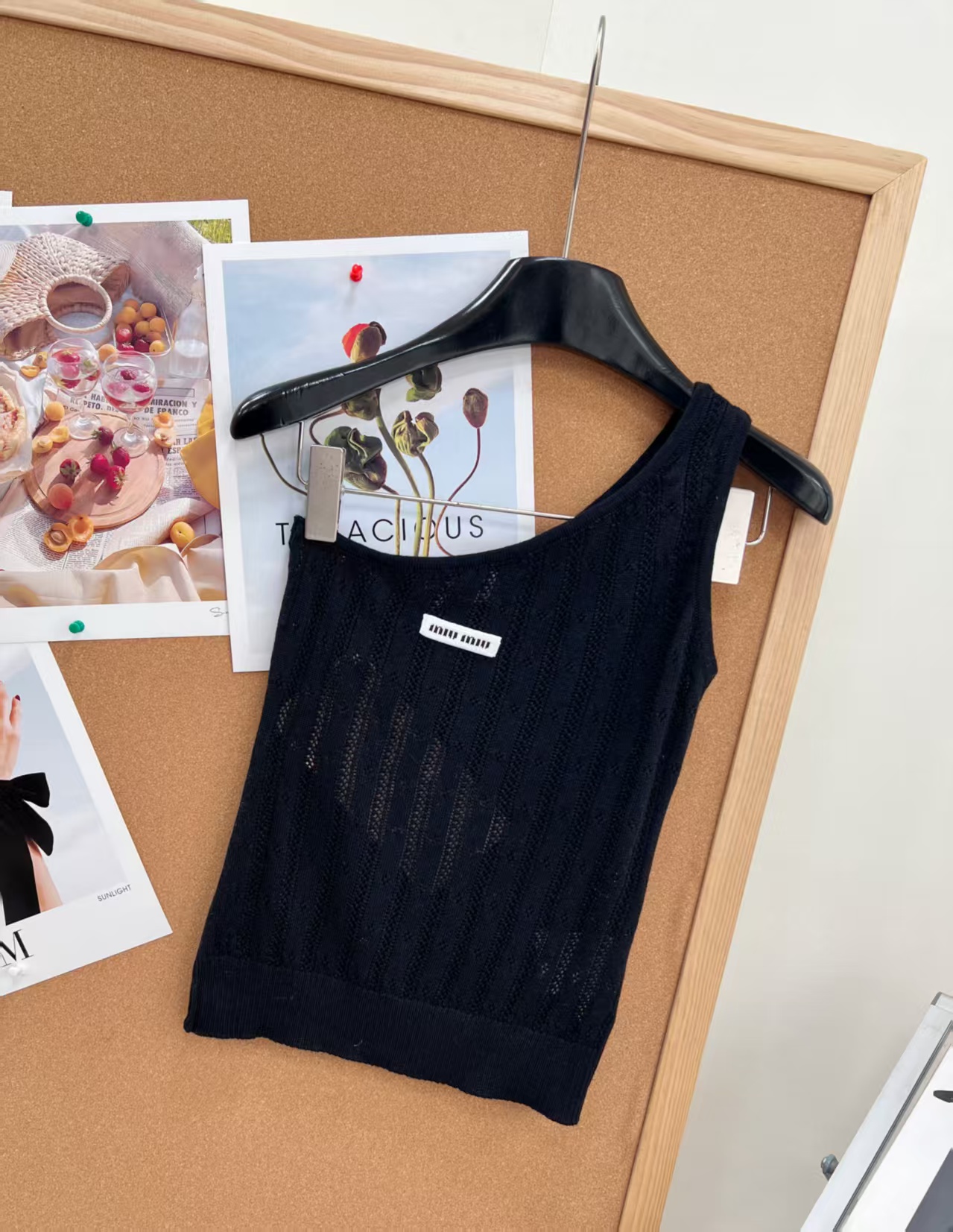 Mi New Asymmetric Hollow-out Letter Patch Knit Camisole