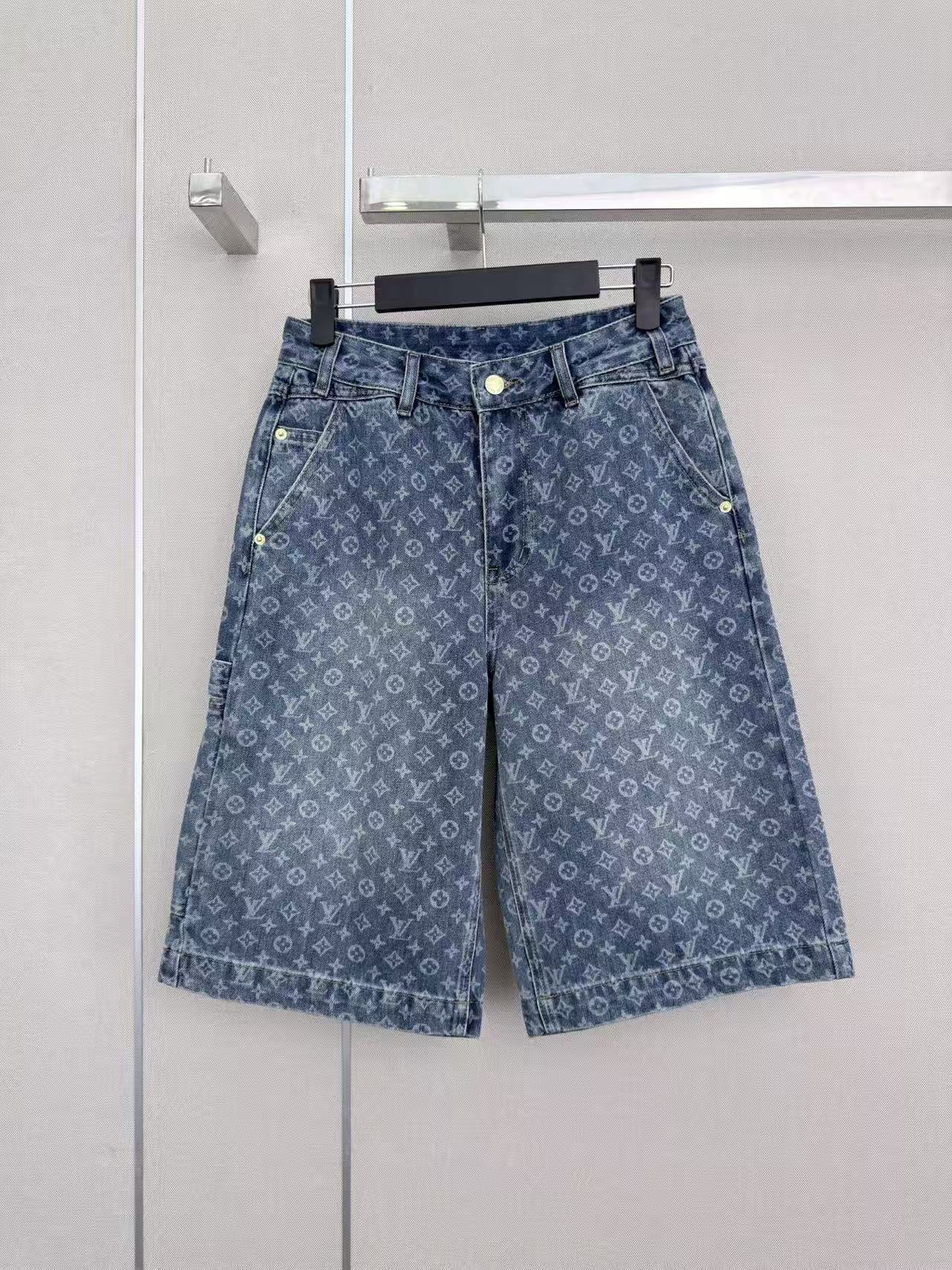 LO 26High Waist Vintage Printed Knee Length Denim Shorts