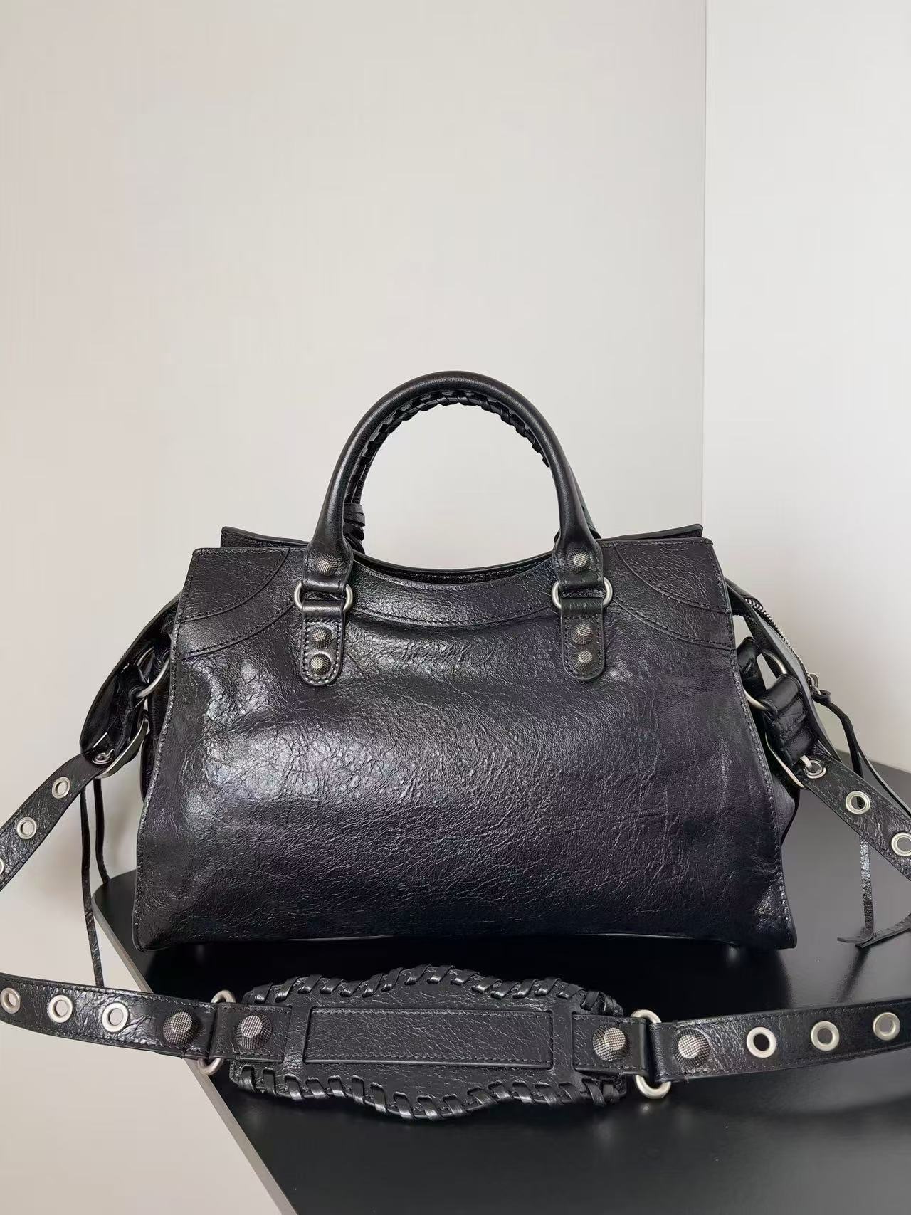 versatile motorcycle bag
