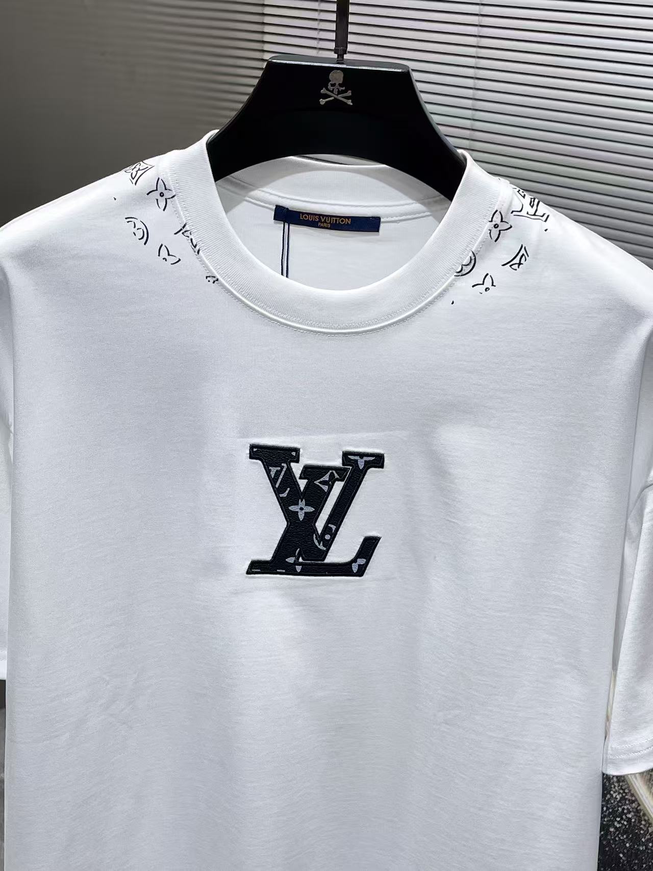 LO 26 Border Monogram Print Oversized Cotton T-shirt