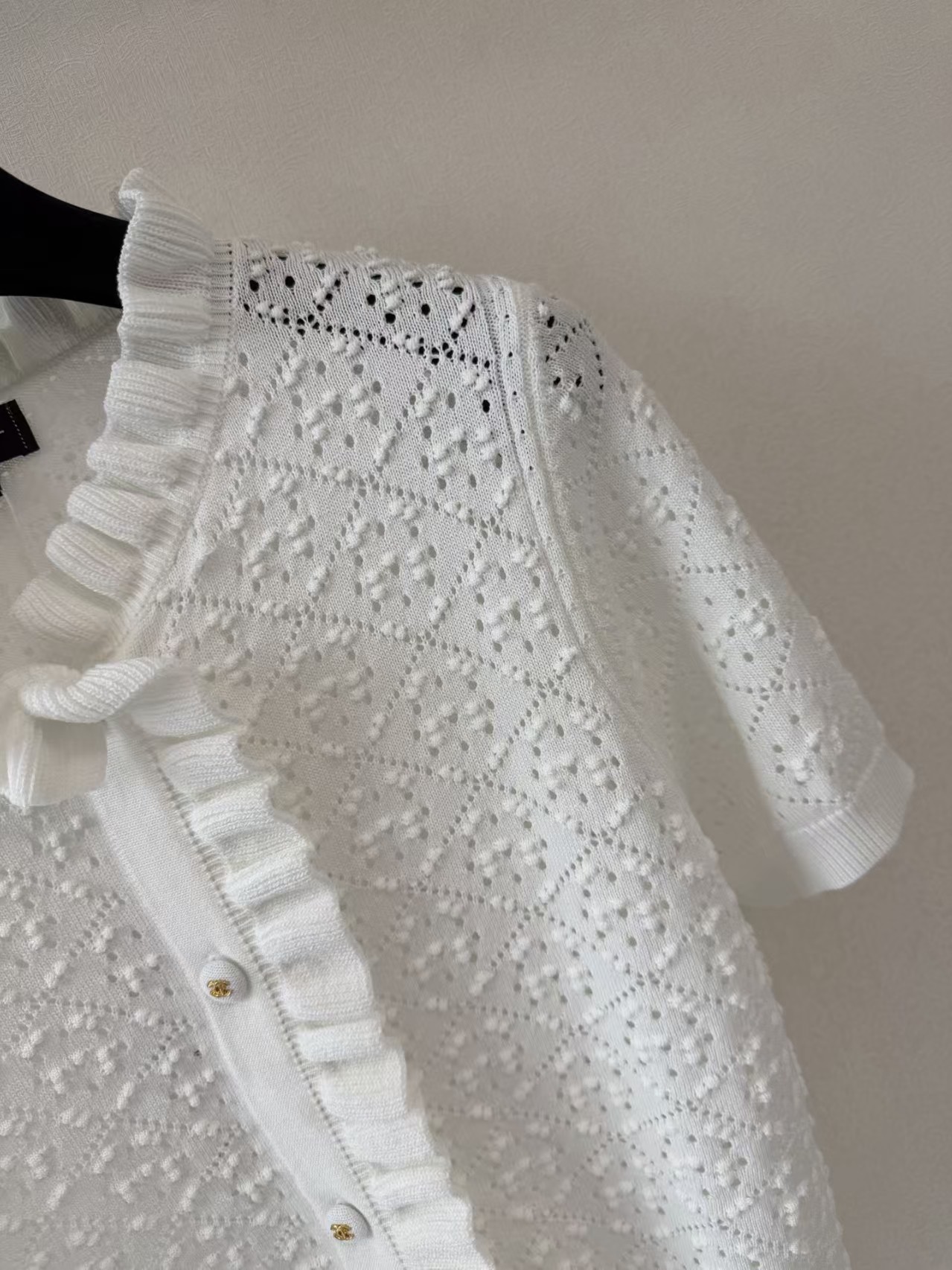 Cha white Short-Sleeved Knit Cardigan