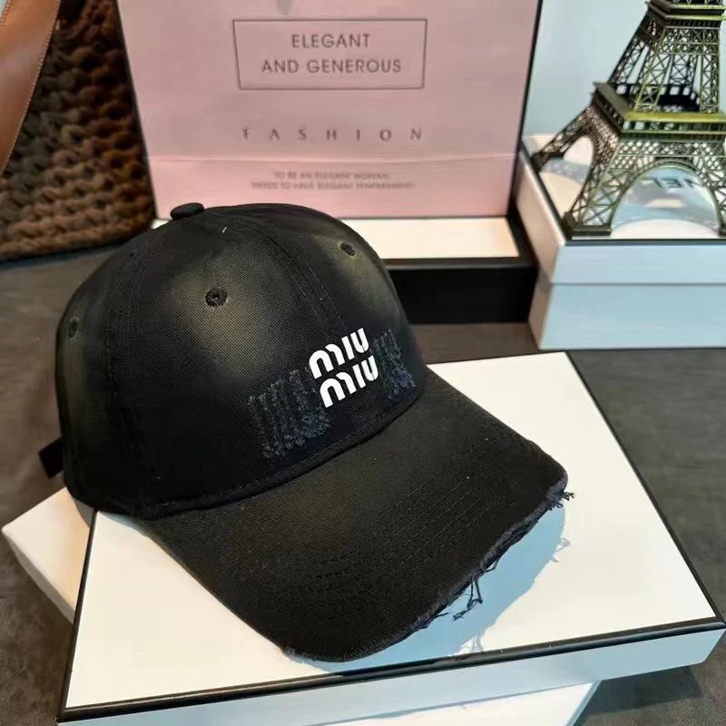 M Series New Fashionable All-match Embroidered Baseball Cap