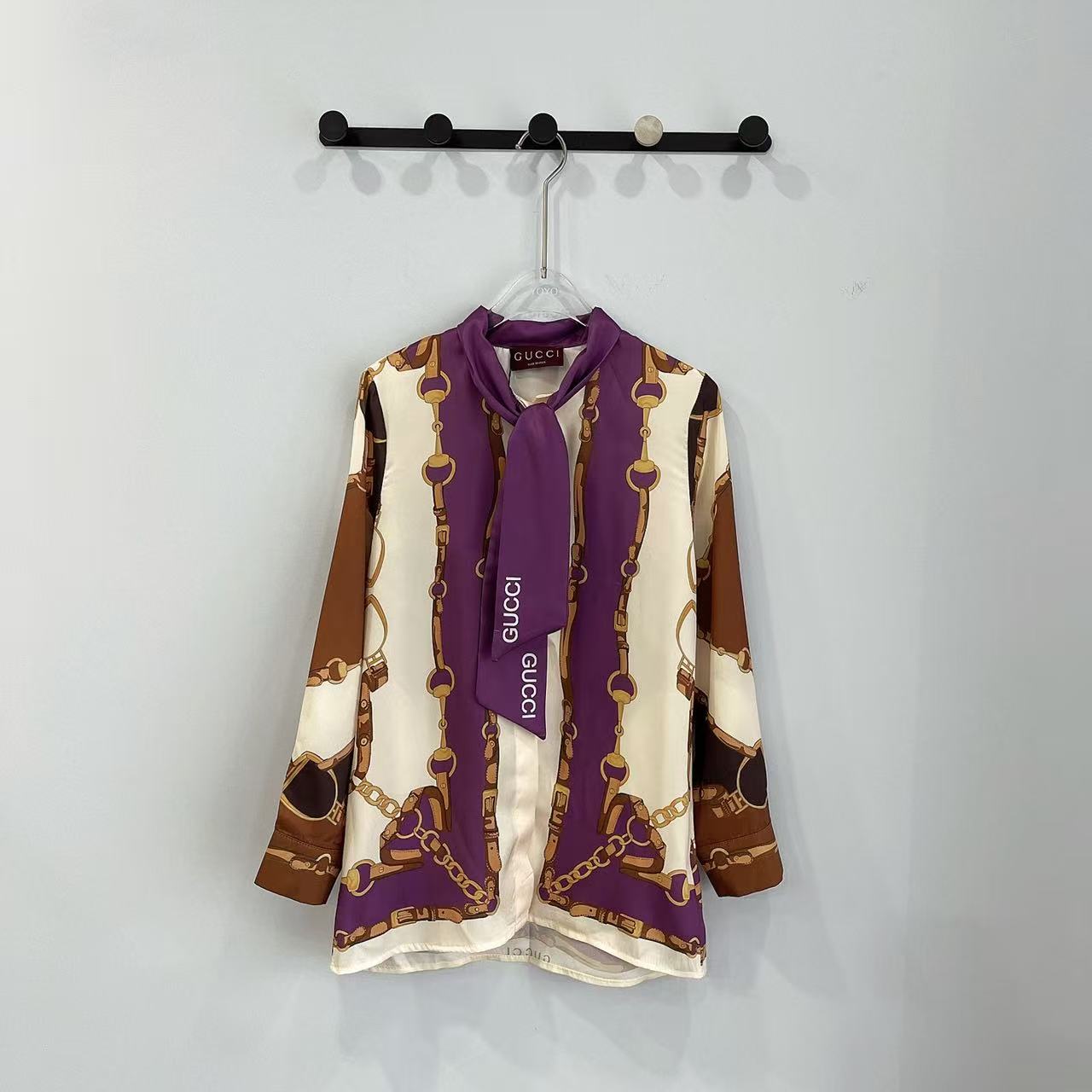 GU 26 Women Luxury Chain Print Tie Neck Blouse Long Sleeve Satin Shirt Elegant Office Top