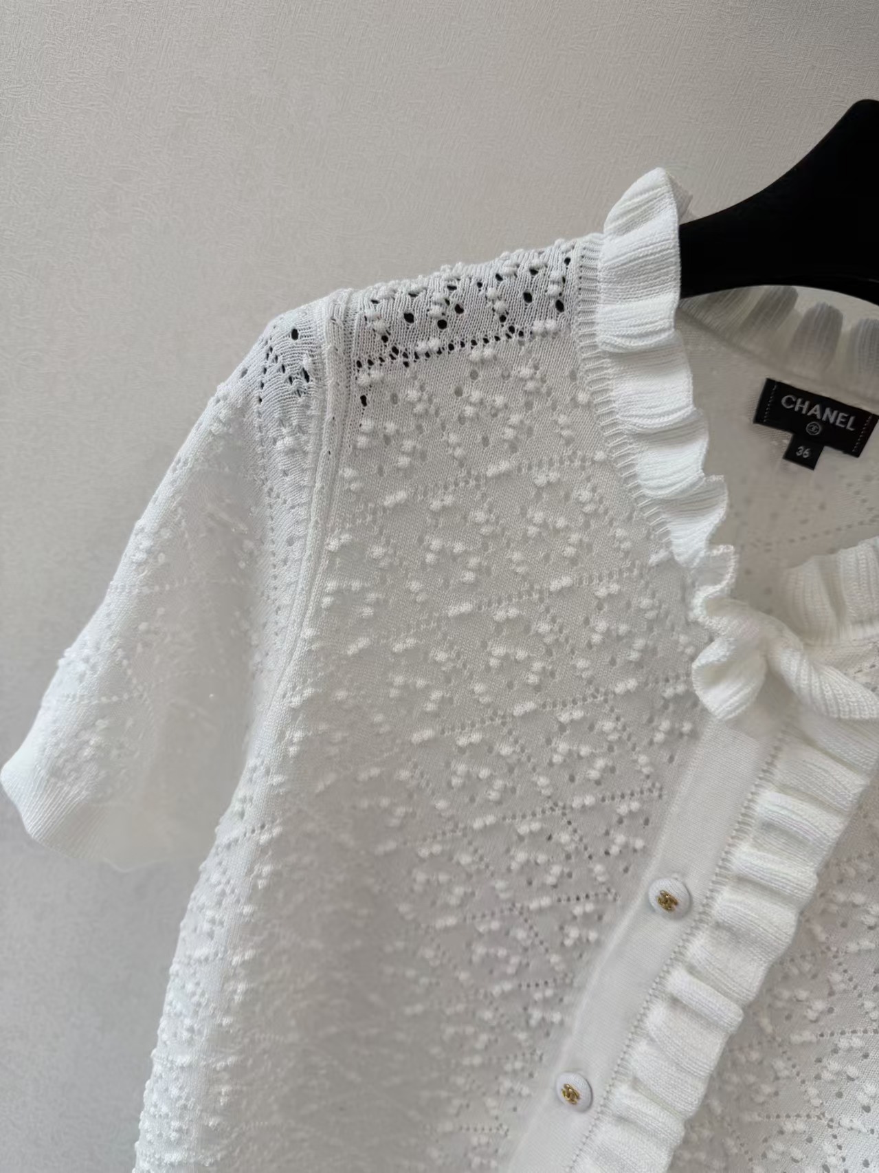 Cha white Short-Sleeved Knit Cardigan