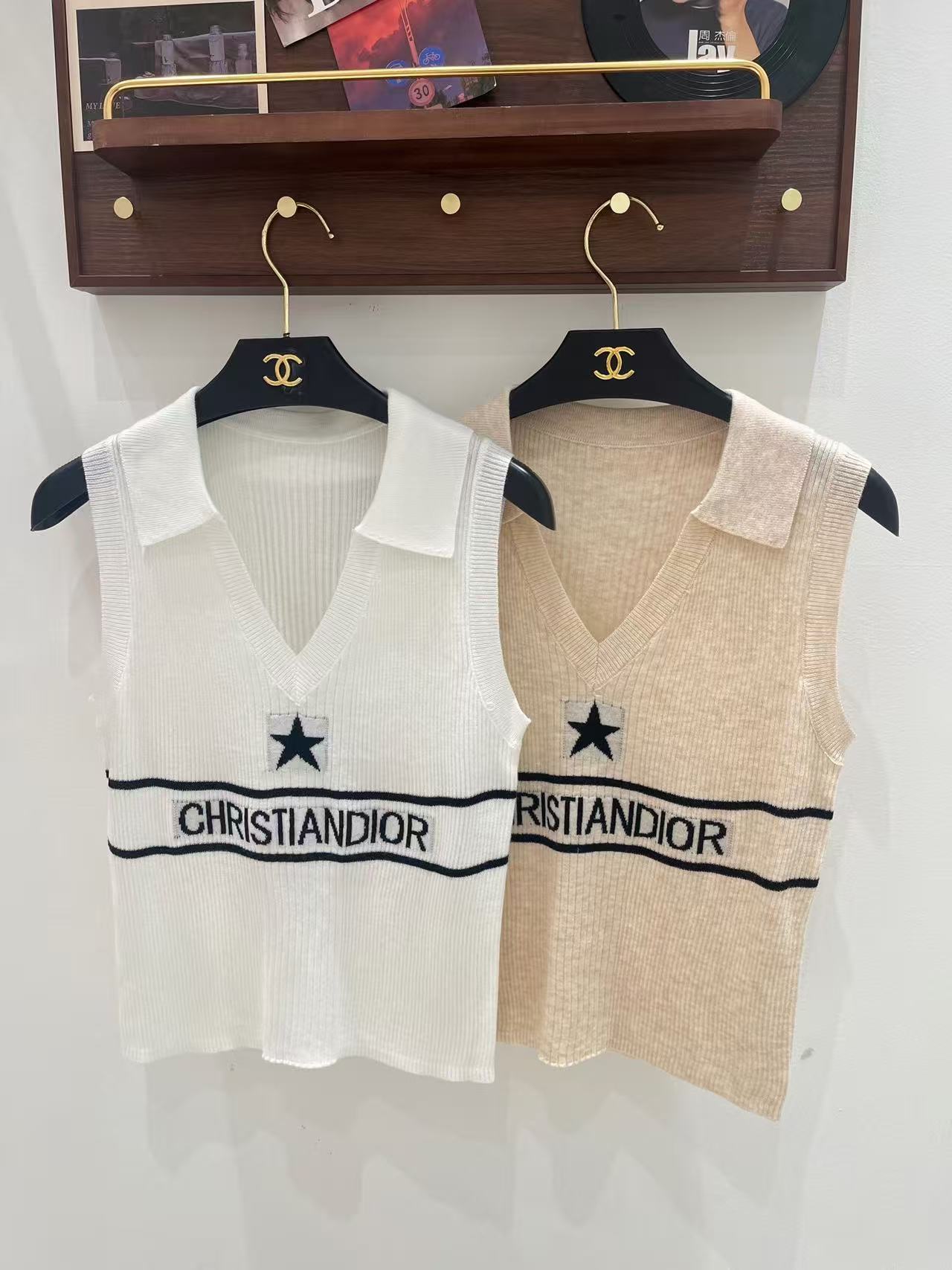 DR26 Polo lapel V-neck sleeveless knit vest