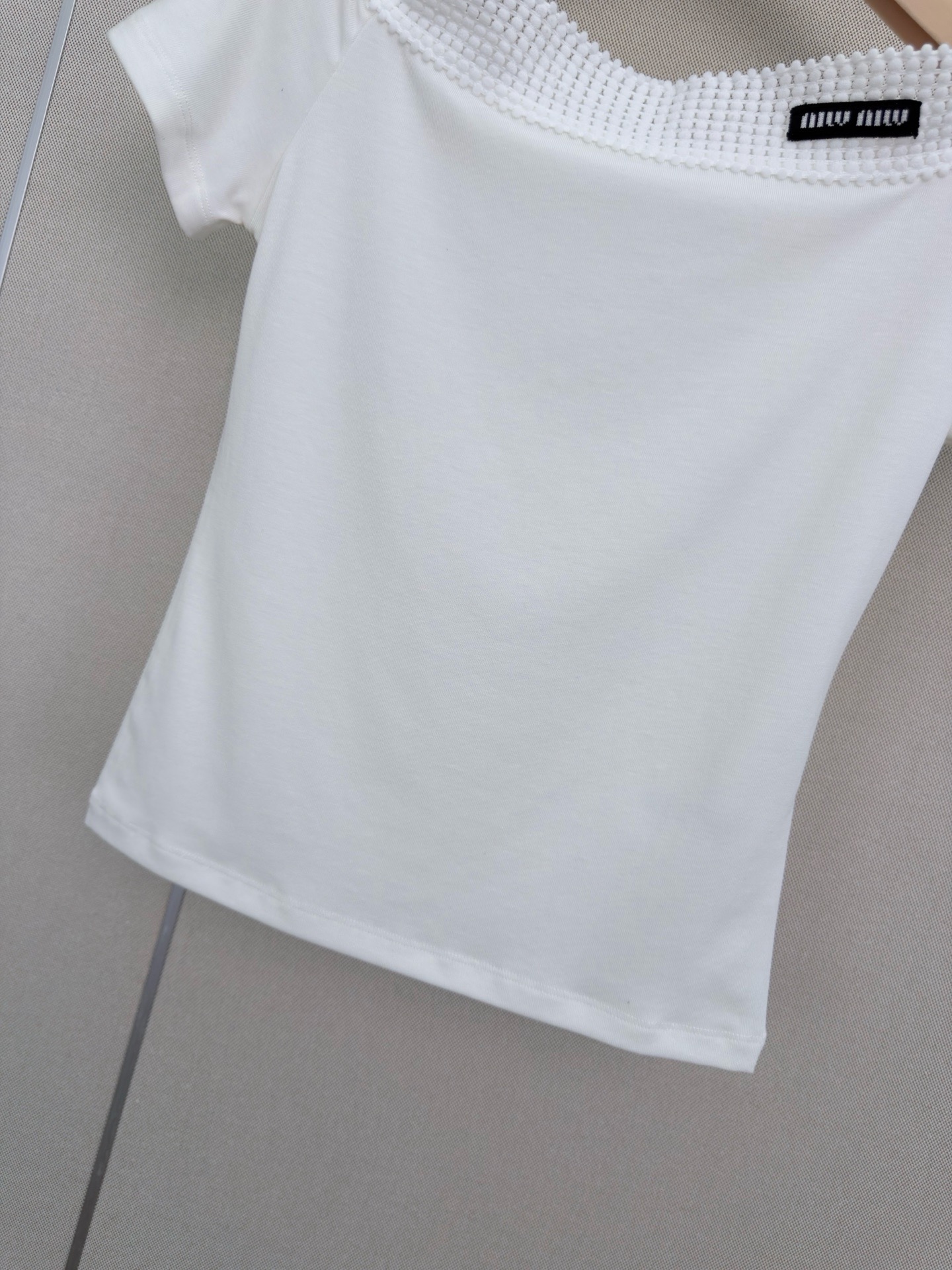 Mi* New Off-shoulder Tencel Acetate Tee